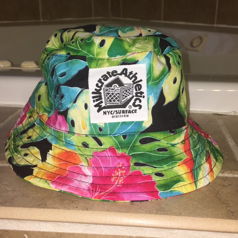 Tropical bucket hat